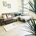 Modern Eingerichtetes Mit Balkon Erfurt