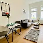 Apartment Modern Eingerichtetes Mit Balkon Erfurt